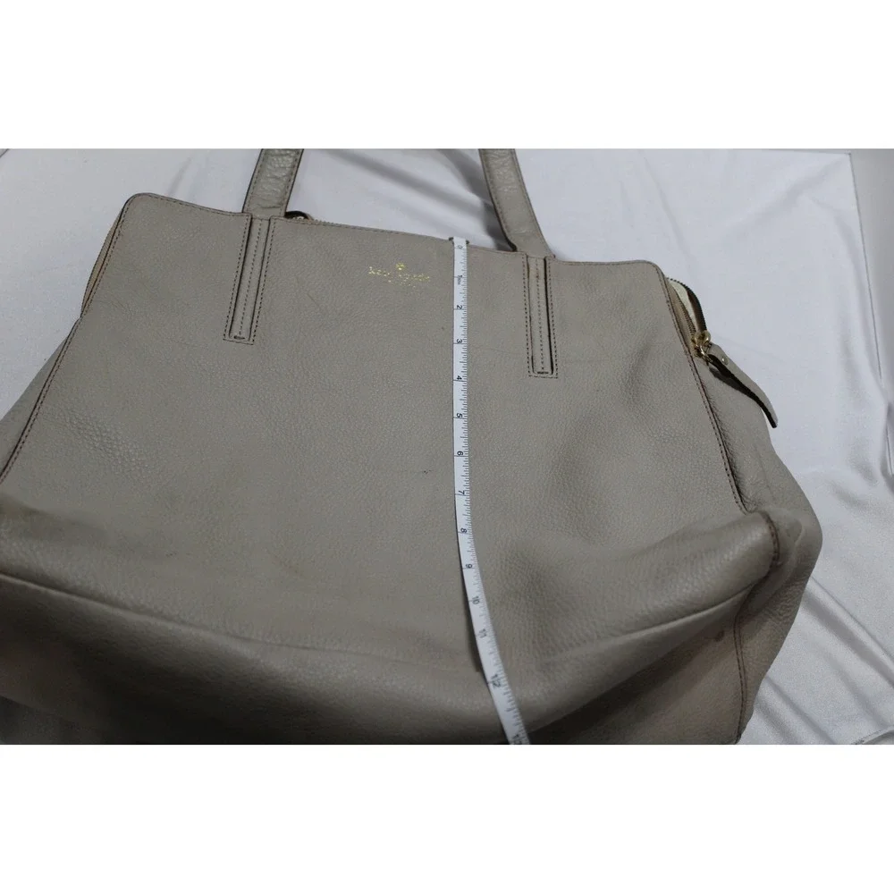 Kate Spade New York Light Gray Pebbled Leather Triple Compartment Tote Bag